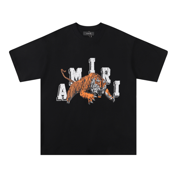 ** T-shirt z motywem tygrysa w edycji premium

**